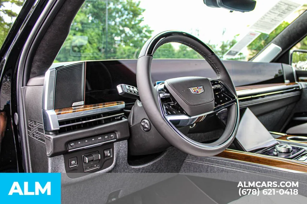 Cadillac Escalade photo 32