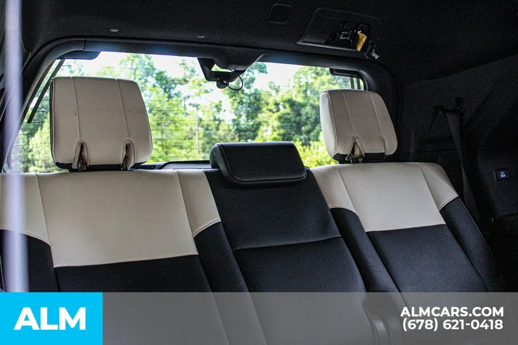 Toyota Sequoia photo 20