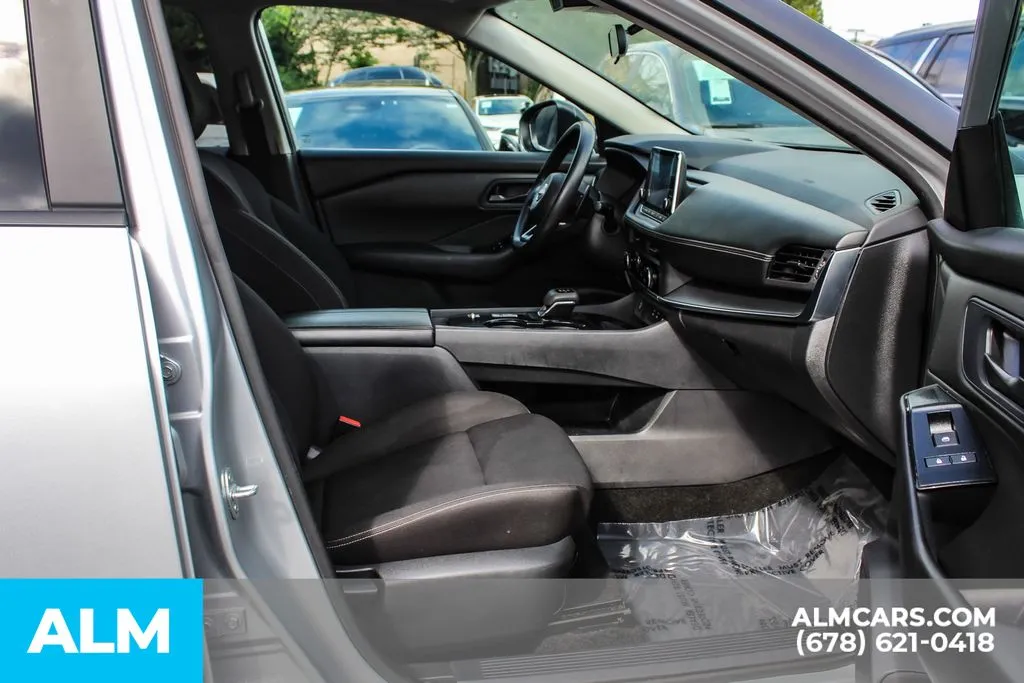 Nissan Rogue photo 20