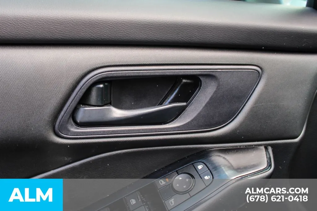 Nissan Rogue photo 36