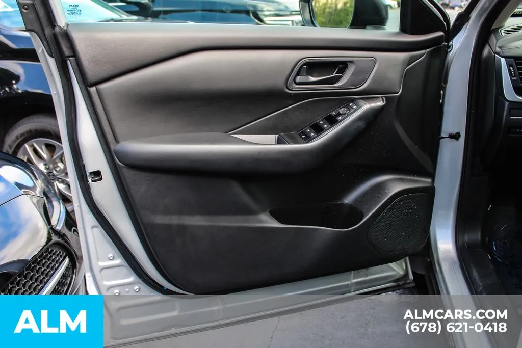 Nissan Rogue photo 35
