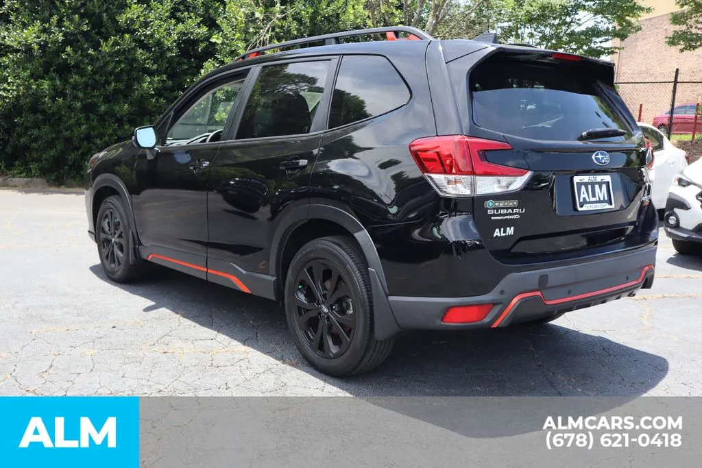 Subaru Forester photo 8