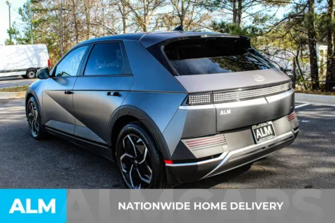 More photos of 2022 Hyundai IONIQ 5 SEL at ALM Gwinnett, GA