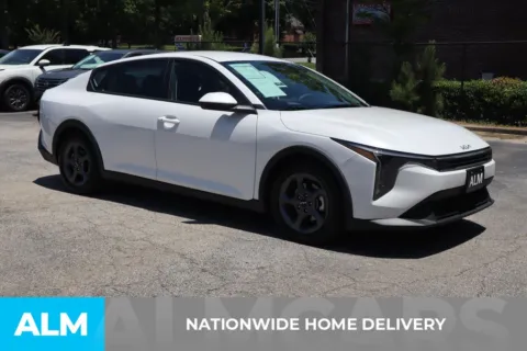More photos of 2025 Kia K4 LXS at ALM Gwinnett, GA