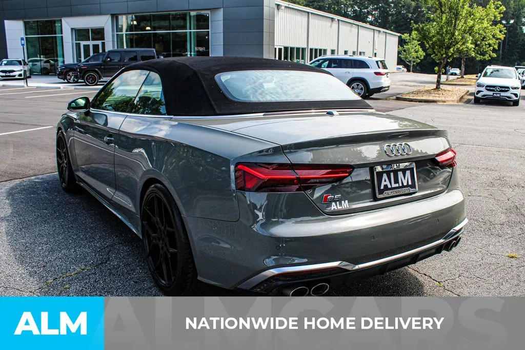 Audi S5 photo 4