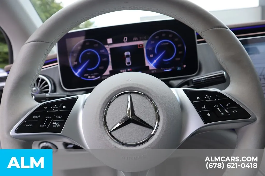 Mercedes-Benz EQE photo 28