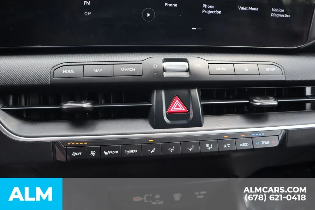 2025 Kia K4 LXS - Photo 33