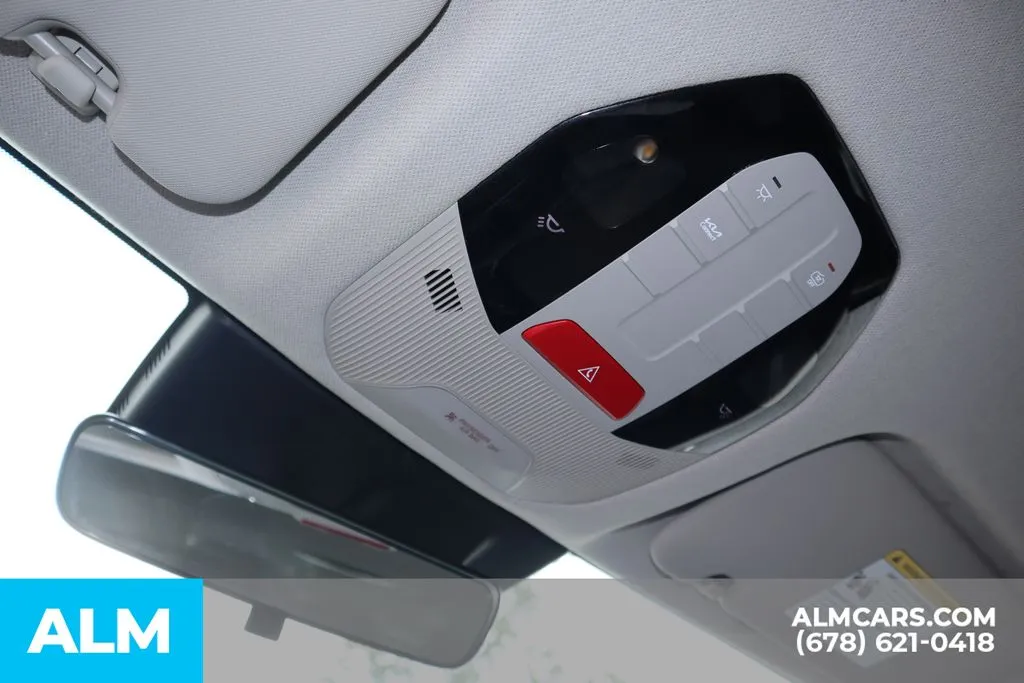 2025 Kia K4 LXS - Photo 34