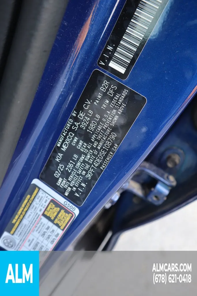 2025 Kia K4 LXS - Photo 36