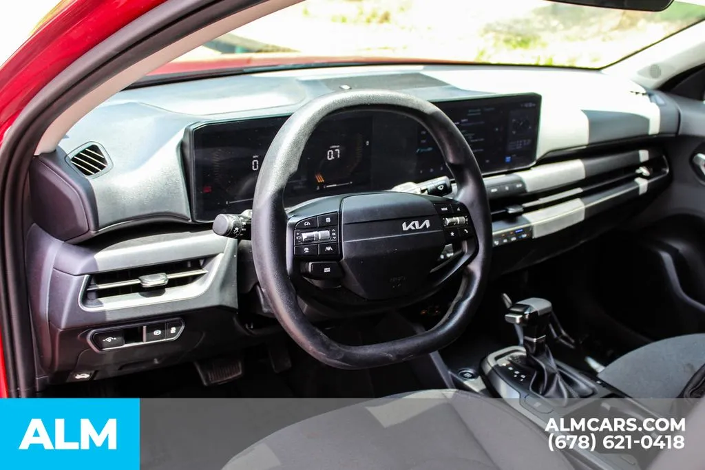 Kia K4 photo 18