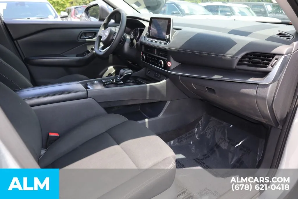 Nissan Rogue photo 26