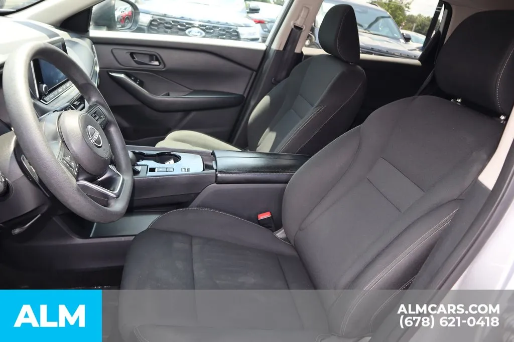 Nissan Rogue photo 10