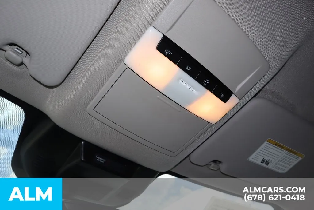 Nissan Rogue photo 34