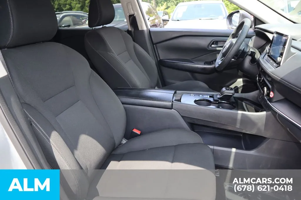 Nissan Rogue photo 24