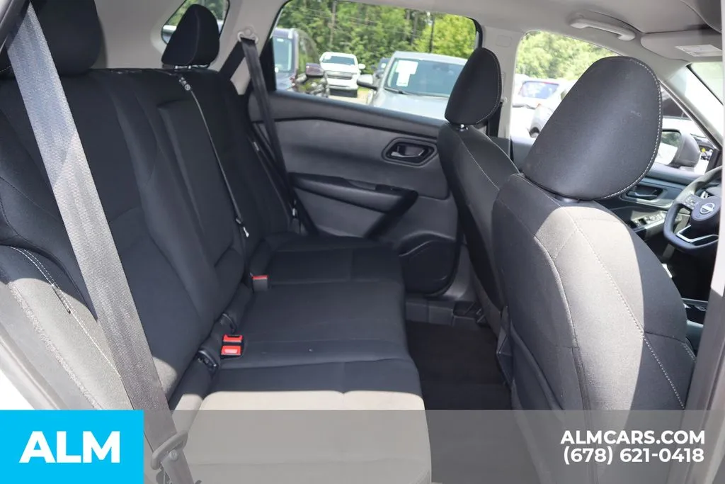 Nissan Rogue photo 21