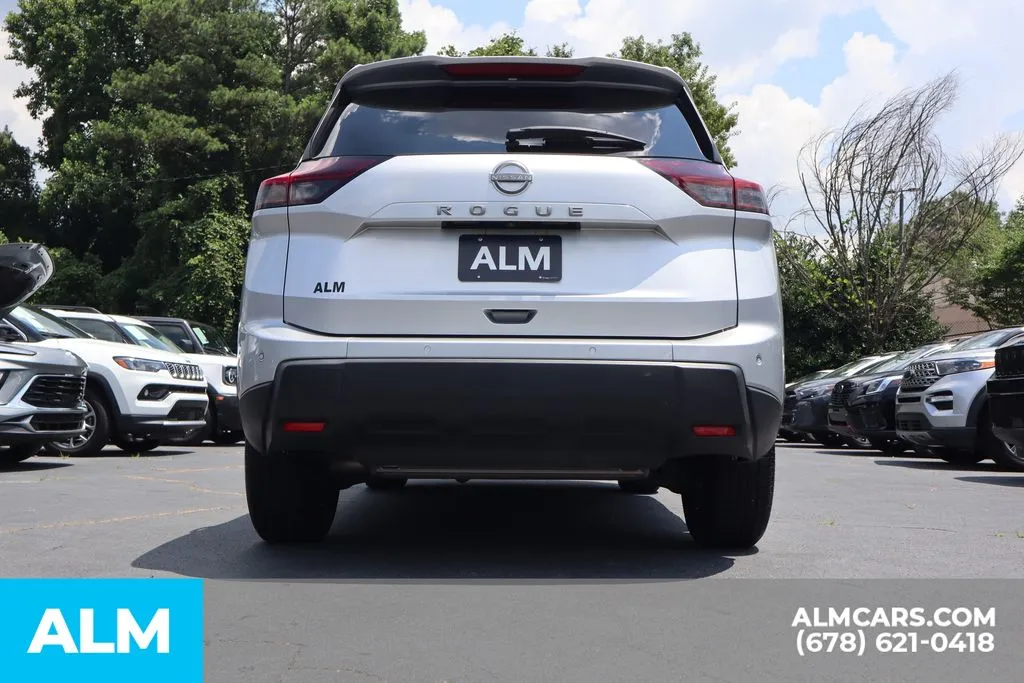 Nissan Rogue photo 6