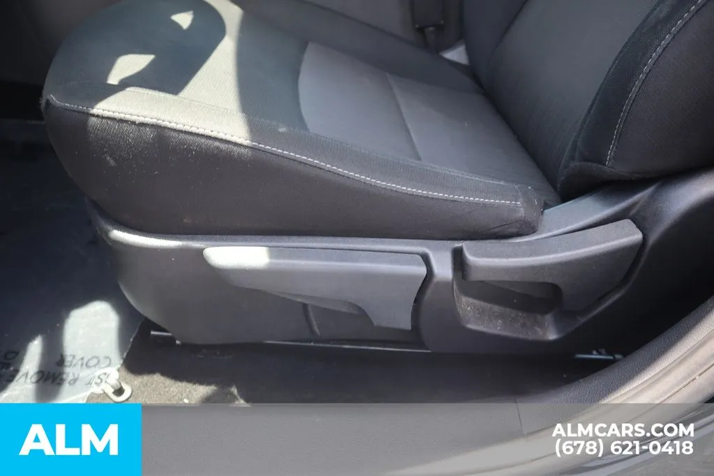 Nissan Sentra photo 11