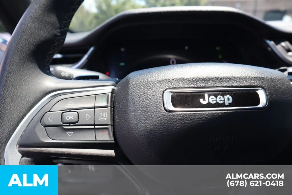 Jeep Grand Cherokee photo 30