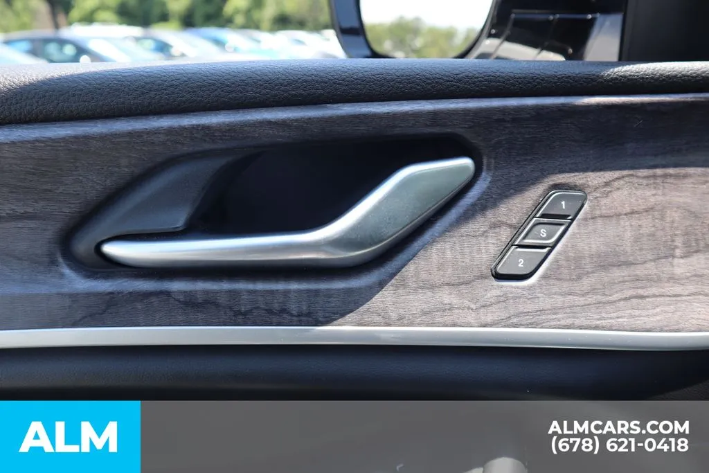 Jeep Grand Cherokee photo 15