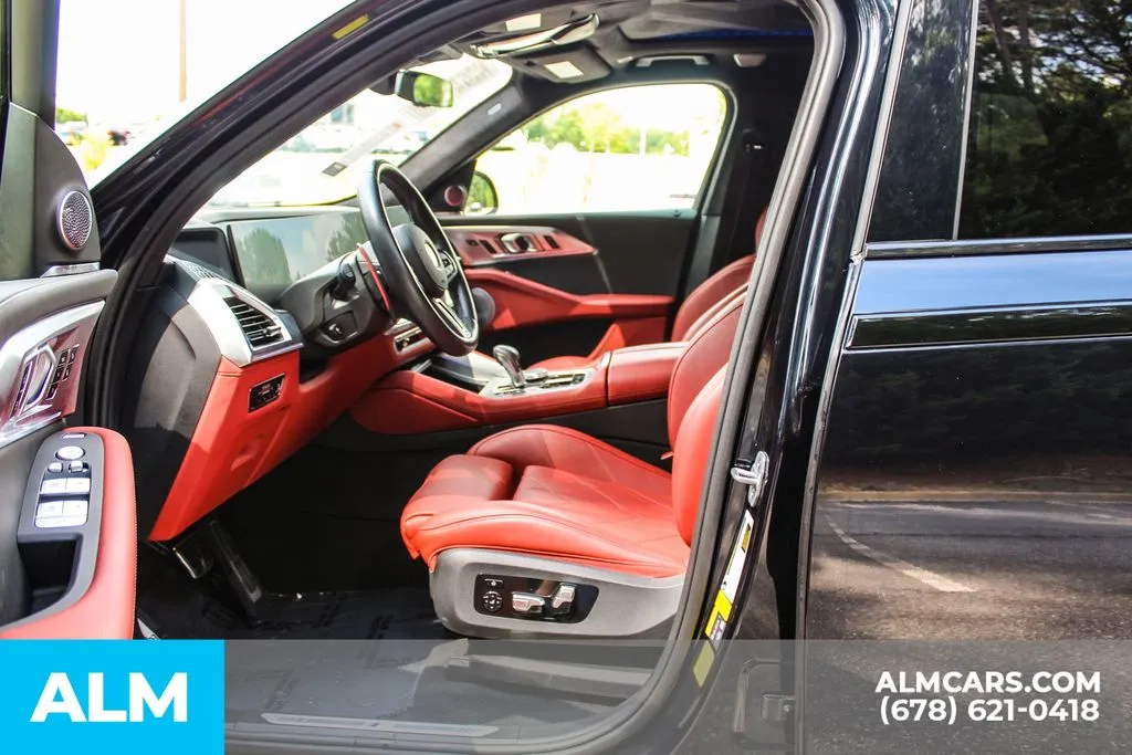 BMW XM photo 15