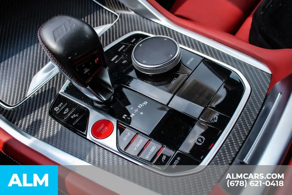 BMW XM photo 36