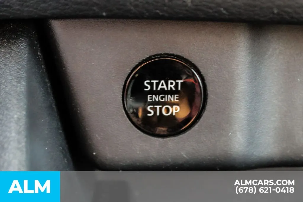 Nissan Rogue photo 27
