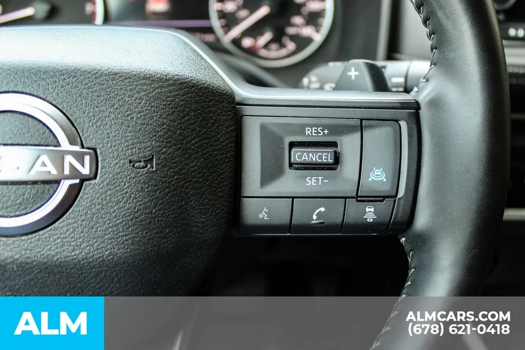 Nissan Rogue photo 26