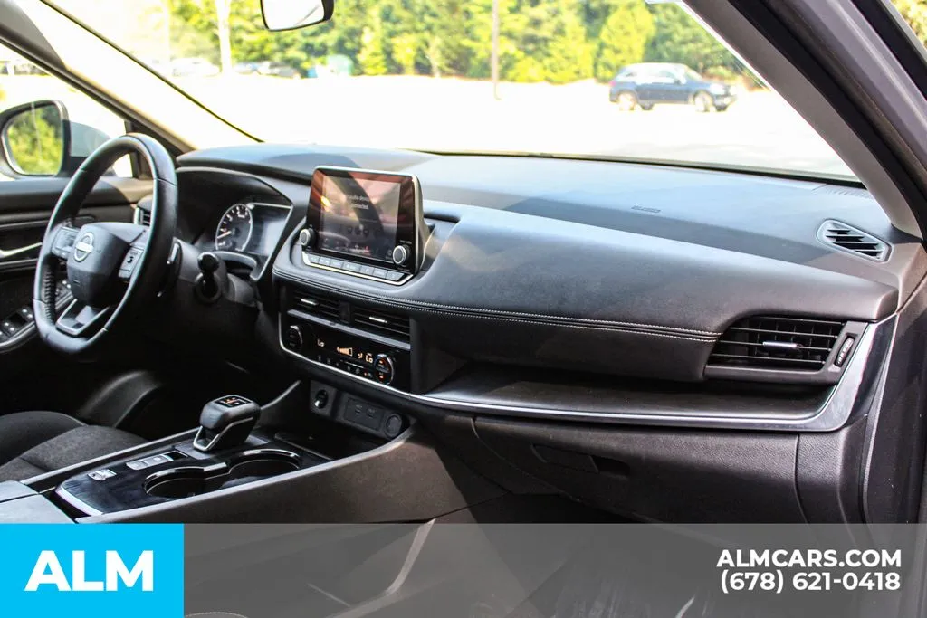 Nissan Rogue photo 22