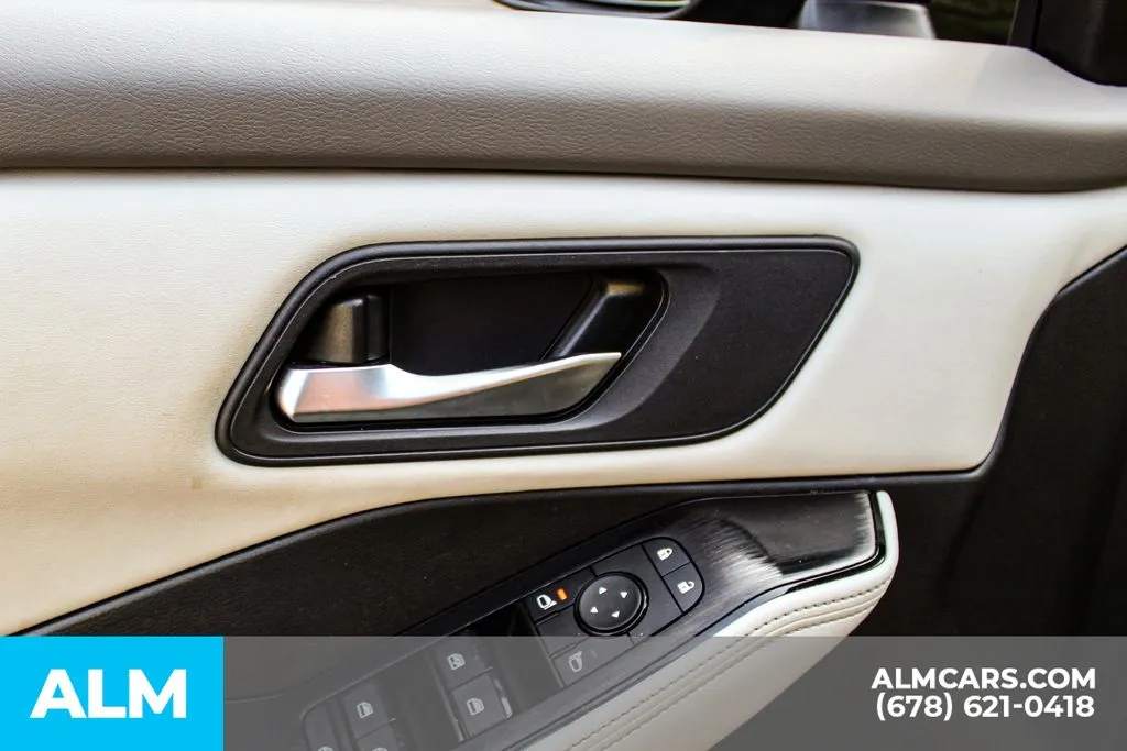 Nissan Rogue photo 34