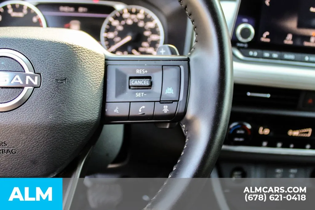 Nissan Rogue photo 24