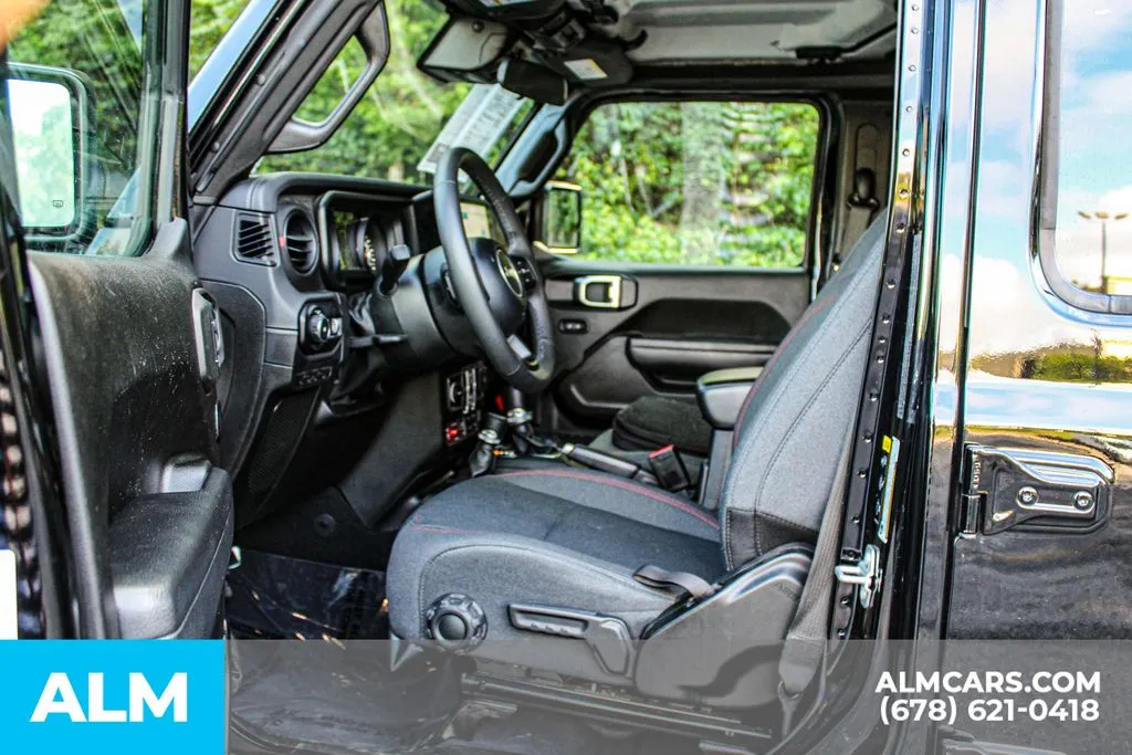 2025 Jeep Wrangler 4-Door Rubicon - Photo 15