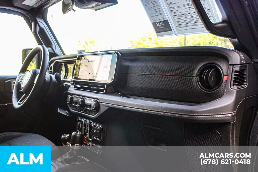 2025 Jeep Wrangler 4-Door Rubicon - Photo 22