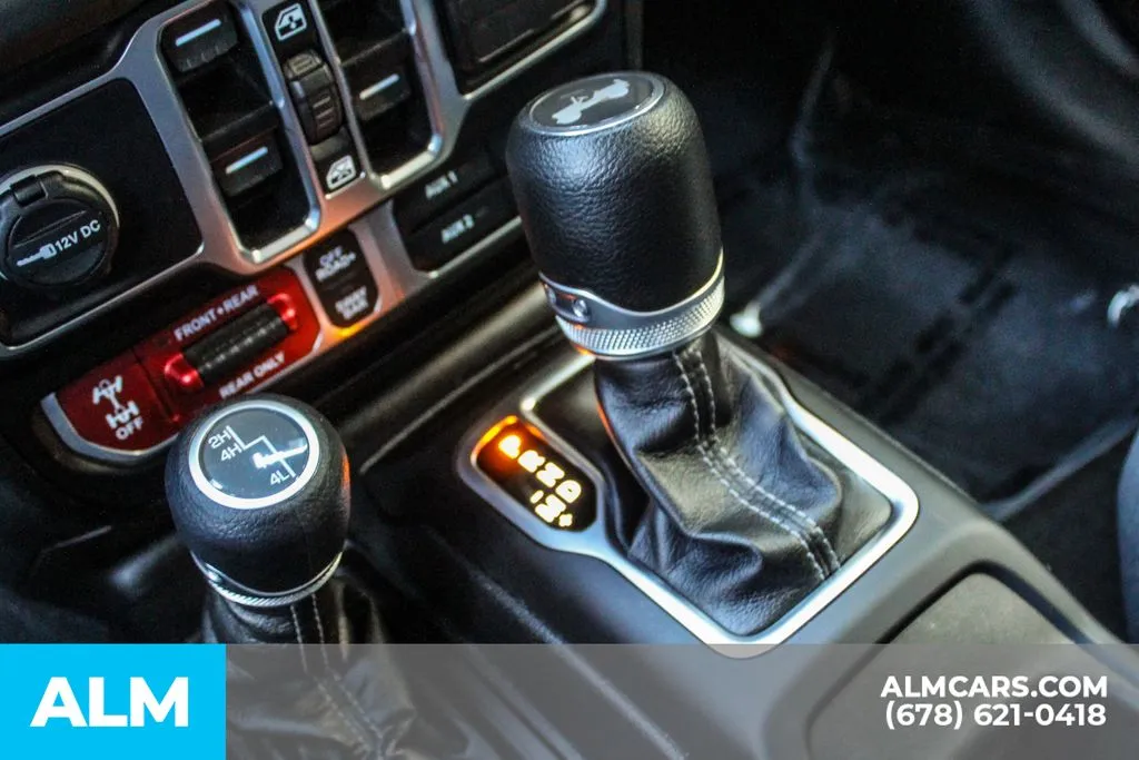 2025 Jeep Wrangler 4-Door Rubicon - Photo 36