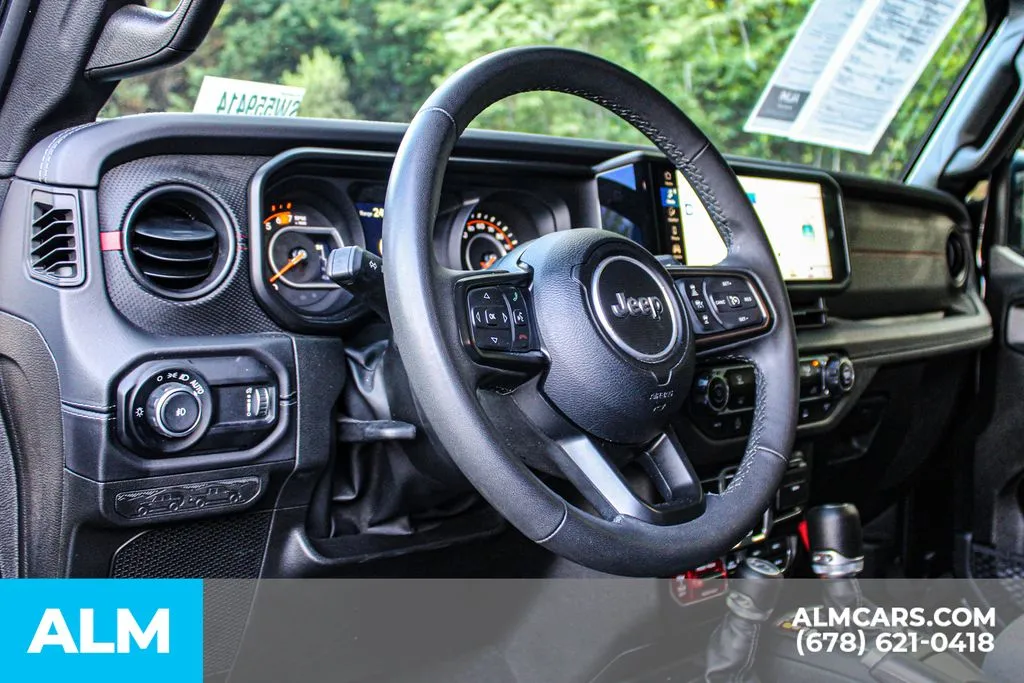 2025 Jeep Wrangler 4-Door Rubicon - Photo 31