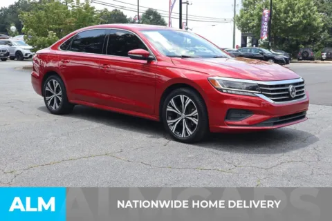 More photos of 2020 Volkswagen Passat 2.0T SEL at ALM Gwinnett, GA