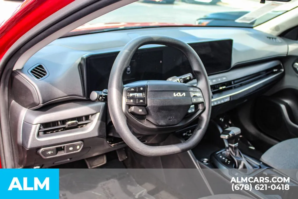 Kia K4 photo 21