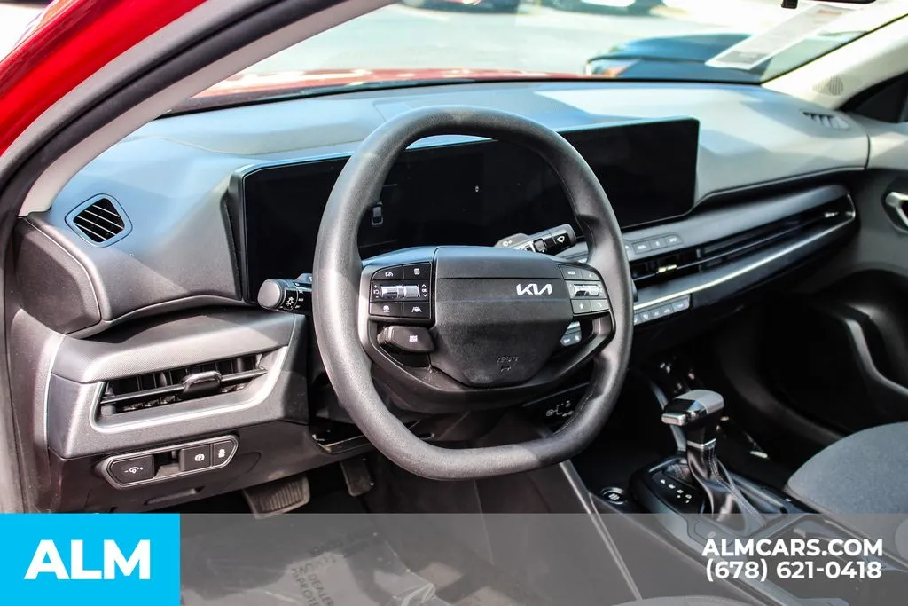 Kia K4 photo 30
