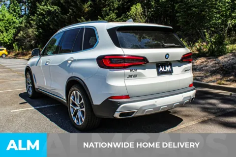 More photos of 2022 BMW X5 sDrive40i at ALM Gwinnett, GA