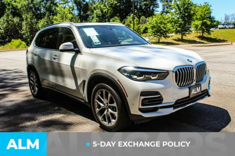 More photos of 2022 BMW X5 sDrive40i at ALM Gwinnett, GA