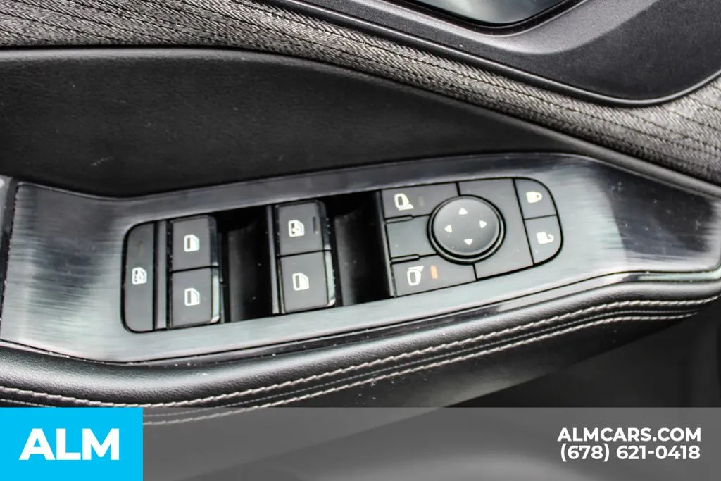 Nissan Rogue photo 39