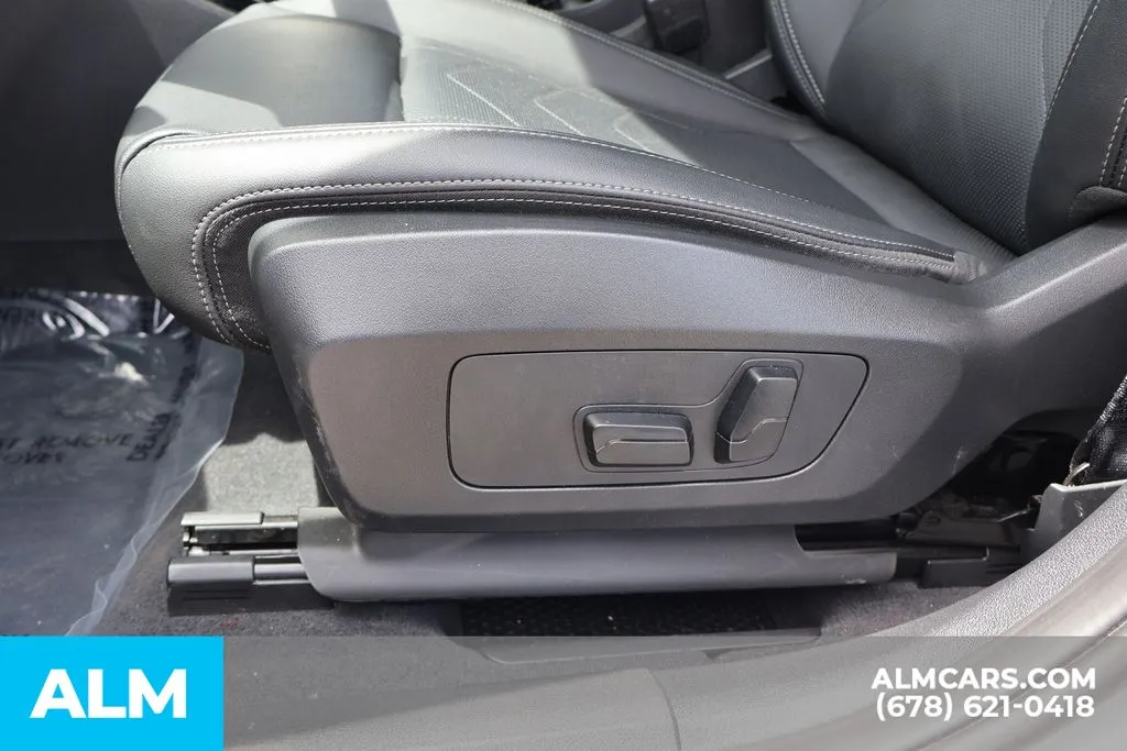 BMW X2 photo 11