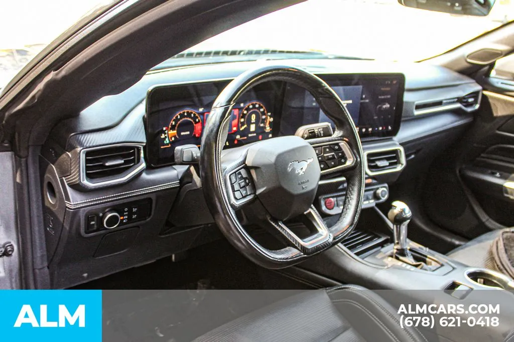 Ford Mustang photo 21