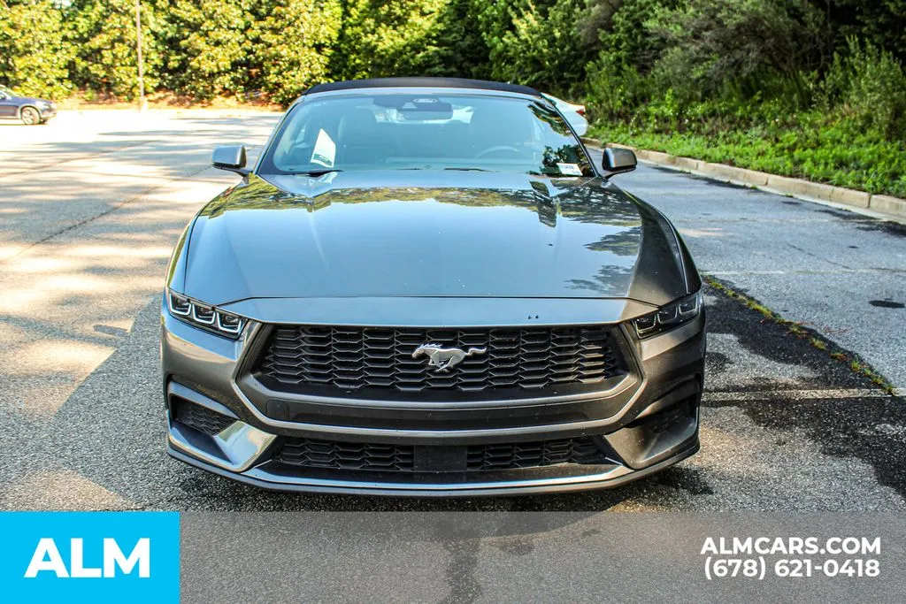 Ford Mustang photo 9