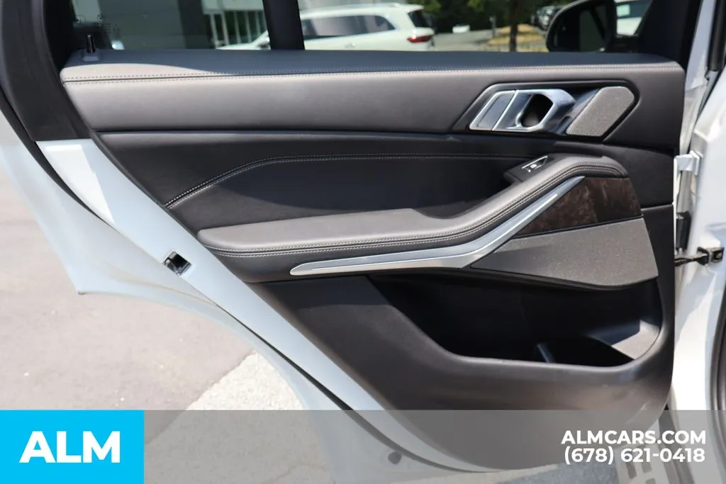 BMW X5 photo 17