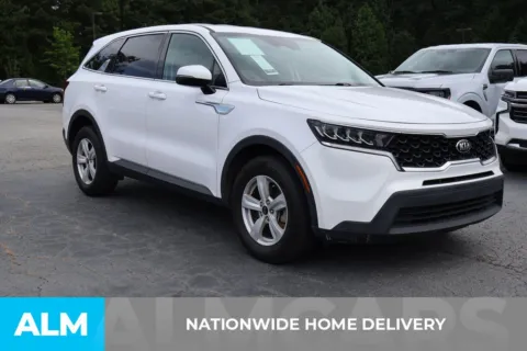 More photos of 2021 Kia Sorento LX at ALM Gwinnett, GA