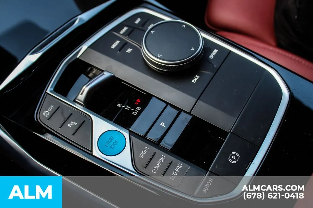 BMW i4 photo 32