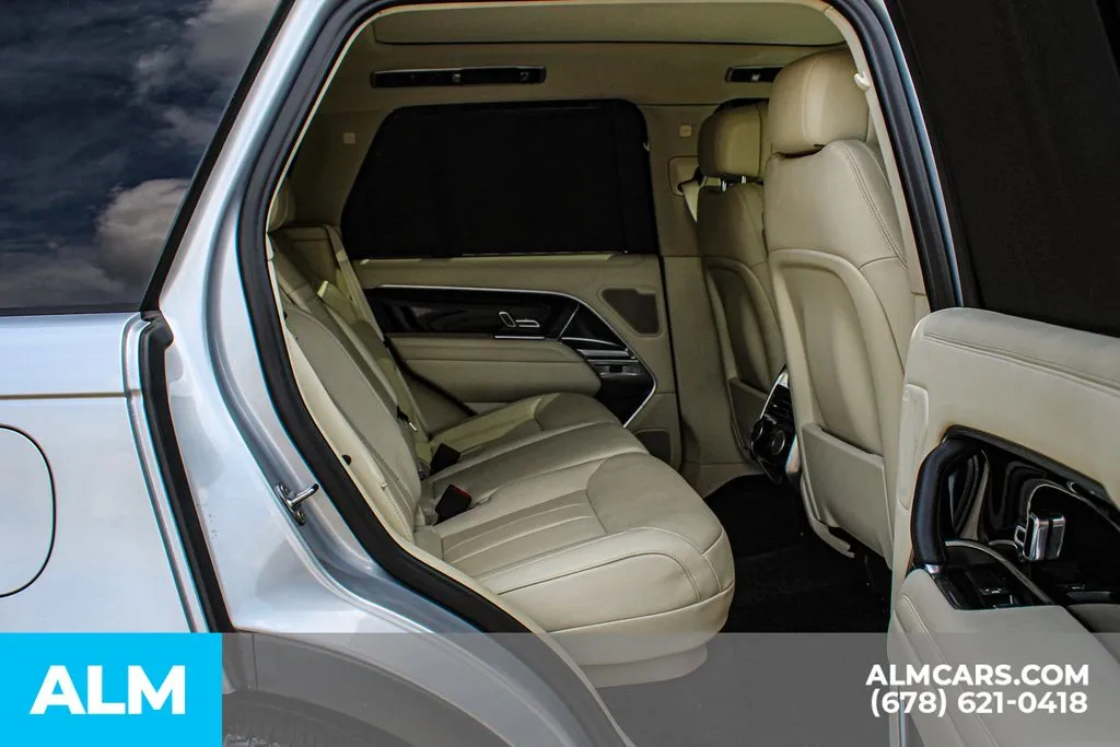 Land Rover Range Rover photo 18