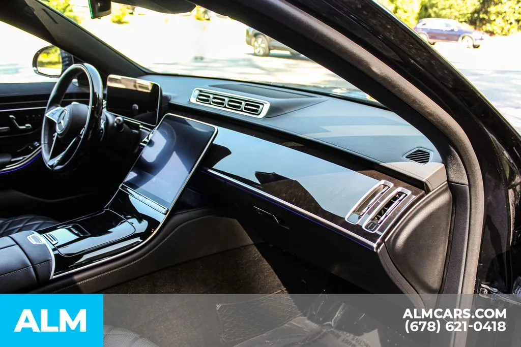 Mercedes-Benz S-Class photo 22