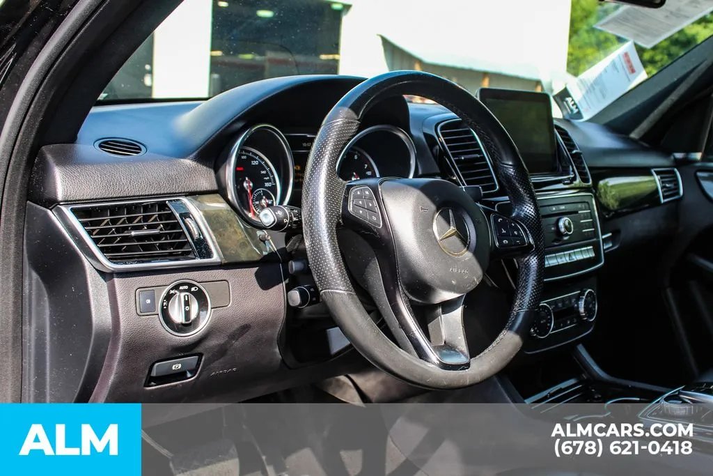 Mercedes-Benz GLE photo 21