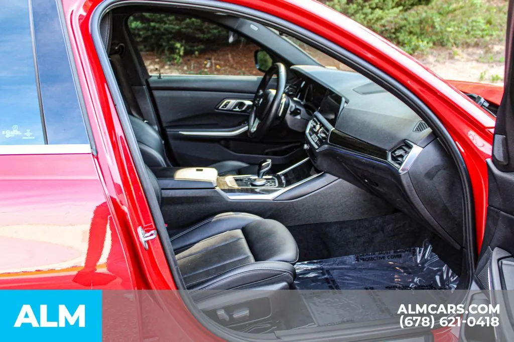 BMW 3 Series photo 18